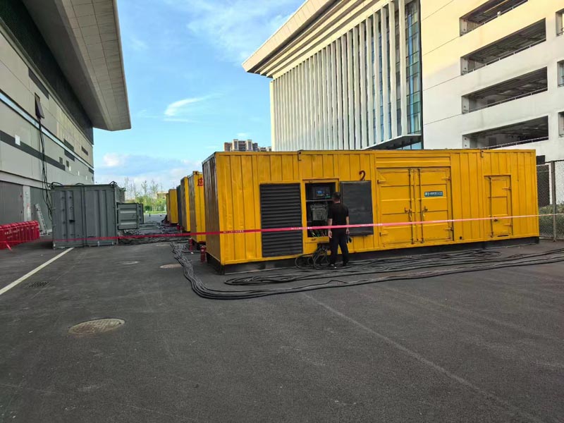 祁县柴油发电机冬季保养注意事项？