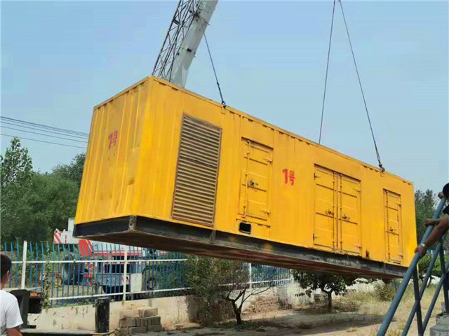 祁县300KW柴油发电机组油耗是多少？
